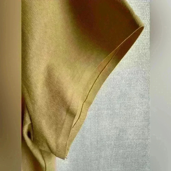 Lauren Ralph Lauren women’s, size Medium seamless top, camel color - Picture 4 of 6